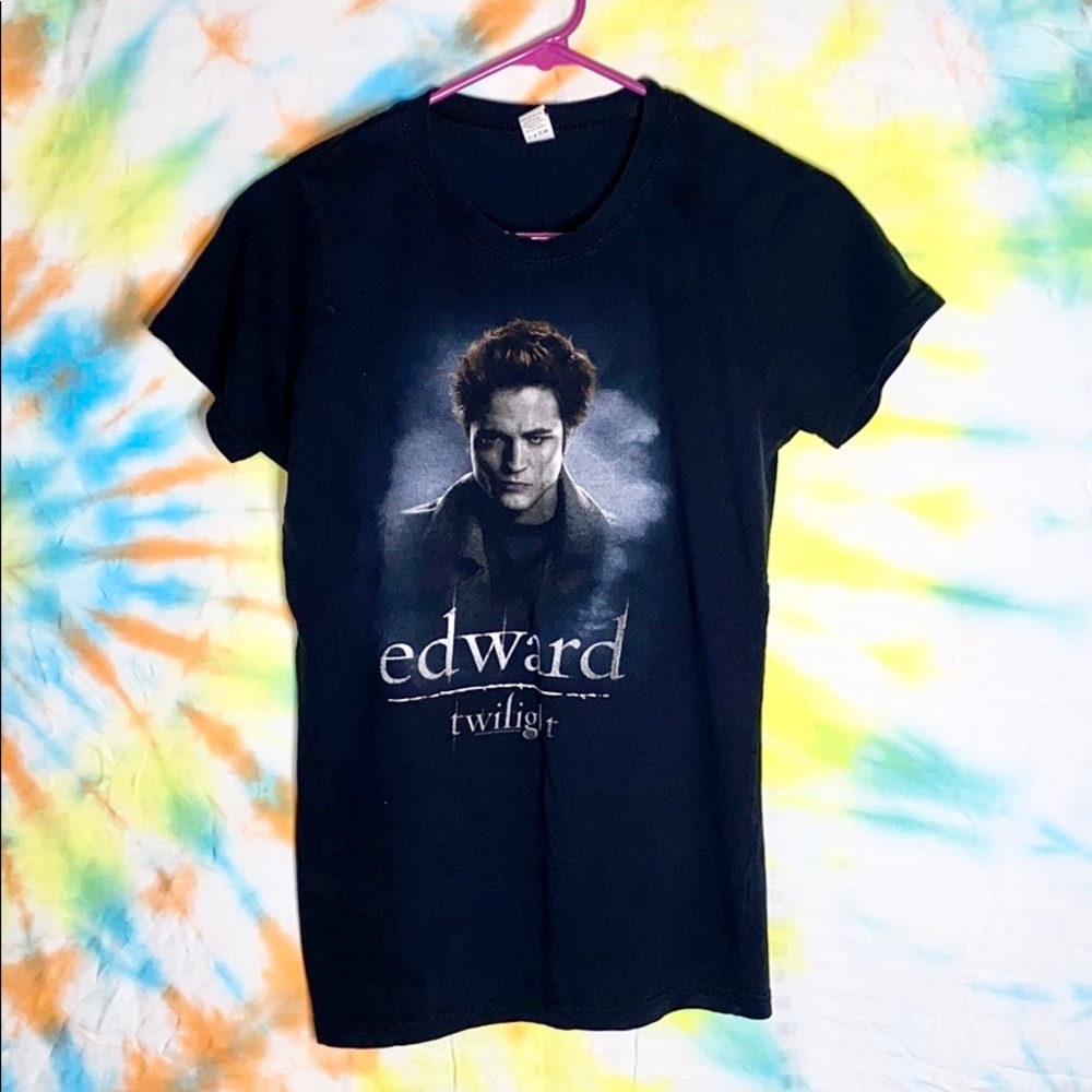 Edward Cullen Twilight shirt